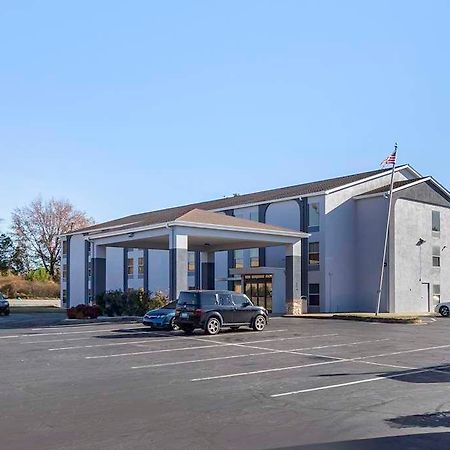 Quality Inn 斯帕坦堡 外观 照片