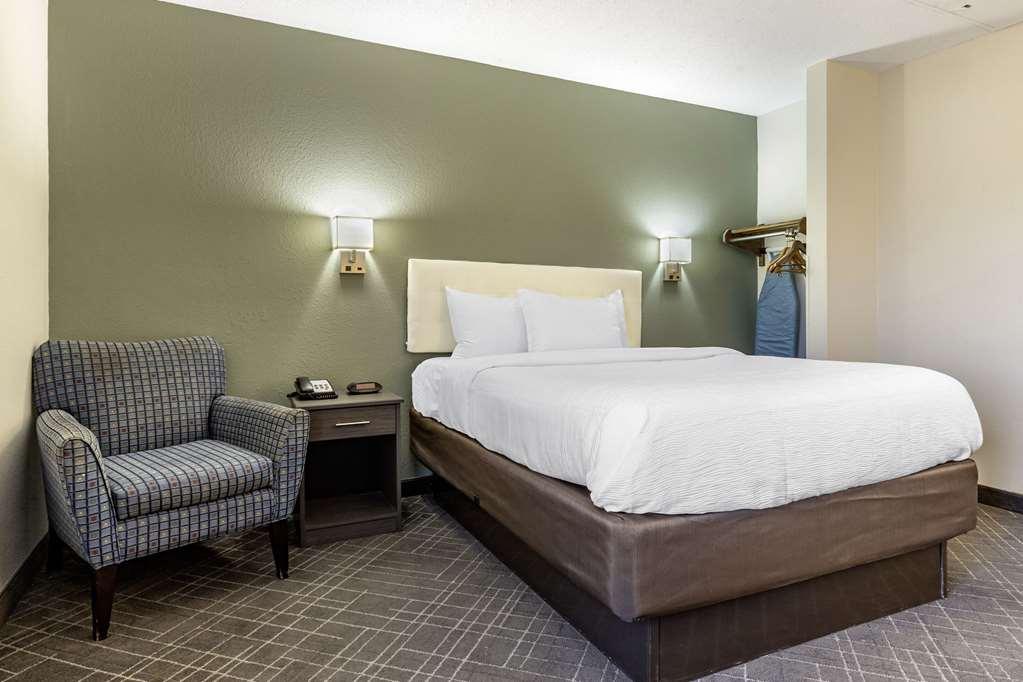 Quality Inn 斯帕坦堡 客房 照片
